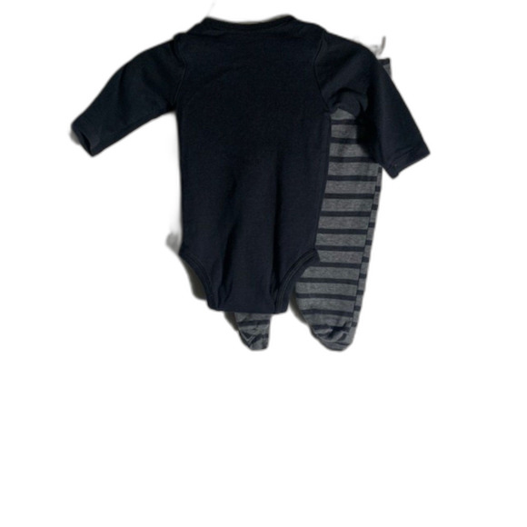 Carter Bundle 2 Long Sleeve onesie & Pants 3 Months - Picture 6 of 6